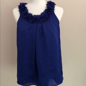 Blue collared sleeveless top